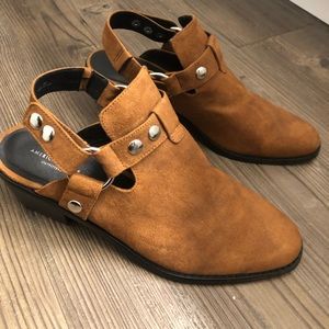 Tan American Eagle booties size 10